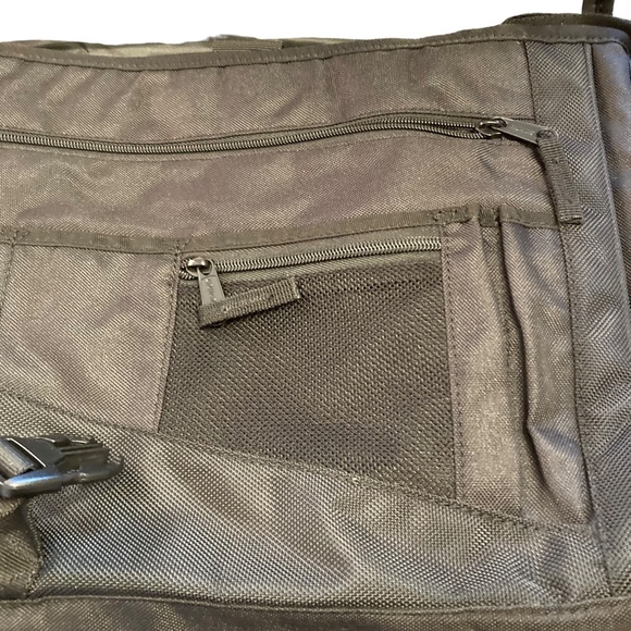 NWOT OGIO | Messenger / Laptop Bag - Picture 12 of 15